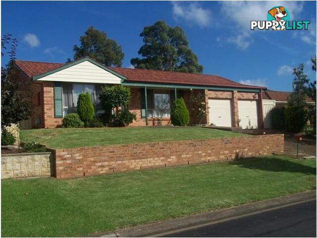 10 Bardolph Ave ROSEMEADOW NSW 2560