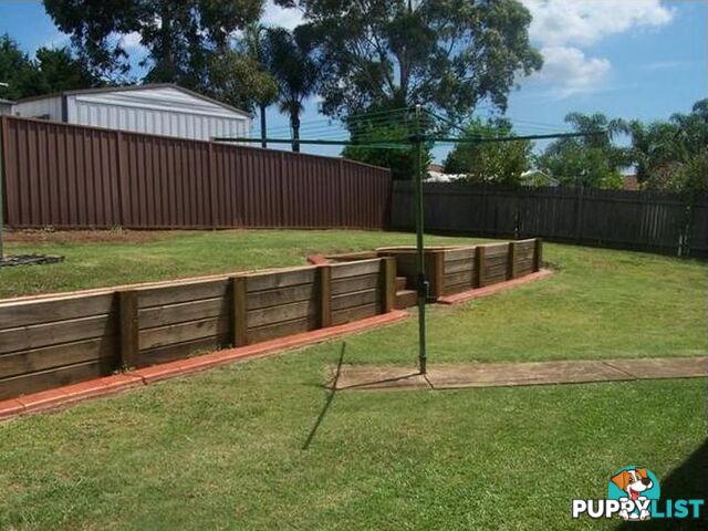 10 Bardolph Ave ROSEMEADOW NSW 2560