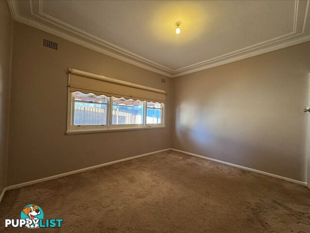 37 Lindesay Street LEUMEAH NSW 2560