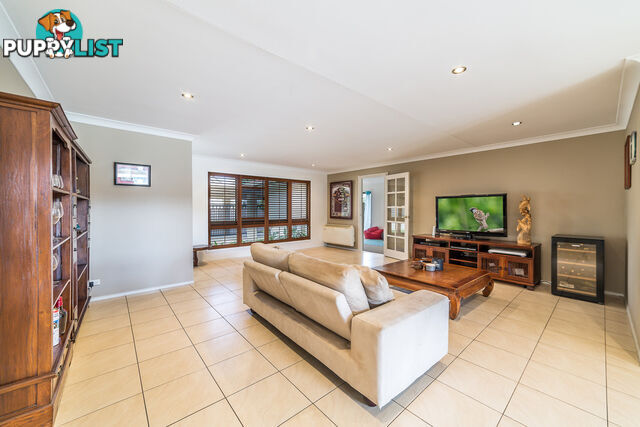 35 Forster Avenue SORRENTO QLD 4217