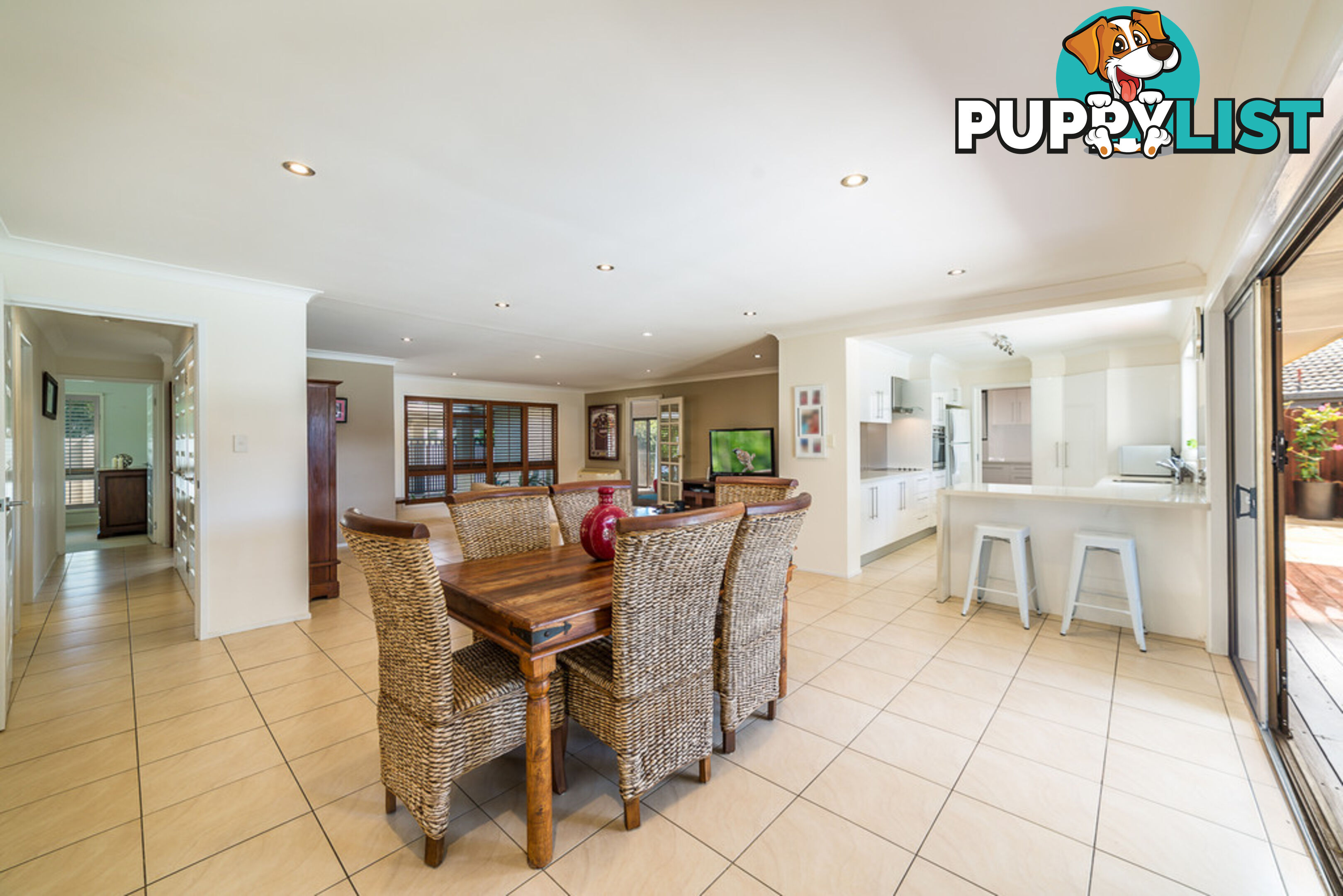 35 Forster Avenue SORRENTO QLD 4217