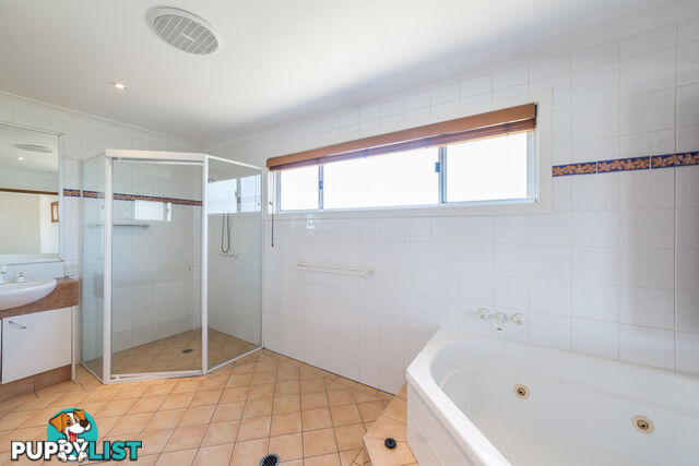 3 Chale Court BUNDALL QLD 4217