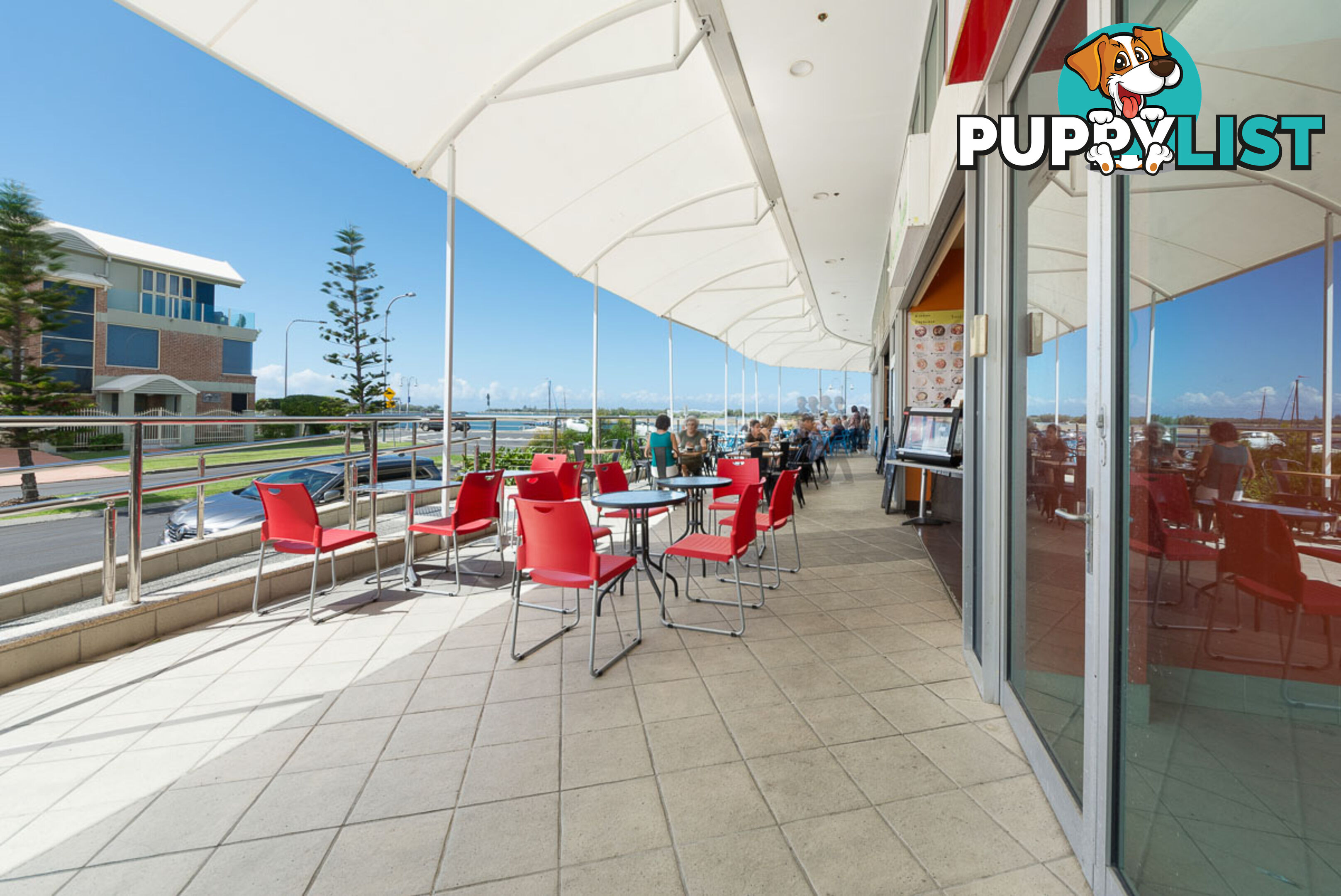 13/300 Marine Parade LABRADOR QLD 4215