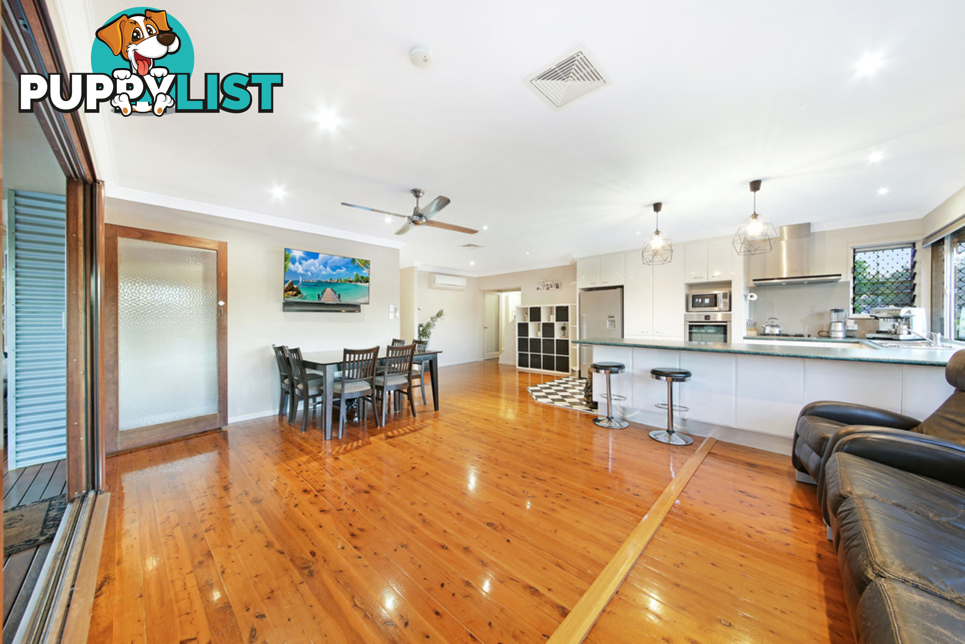 22 Saltash Street LABRADOR QLD 4215