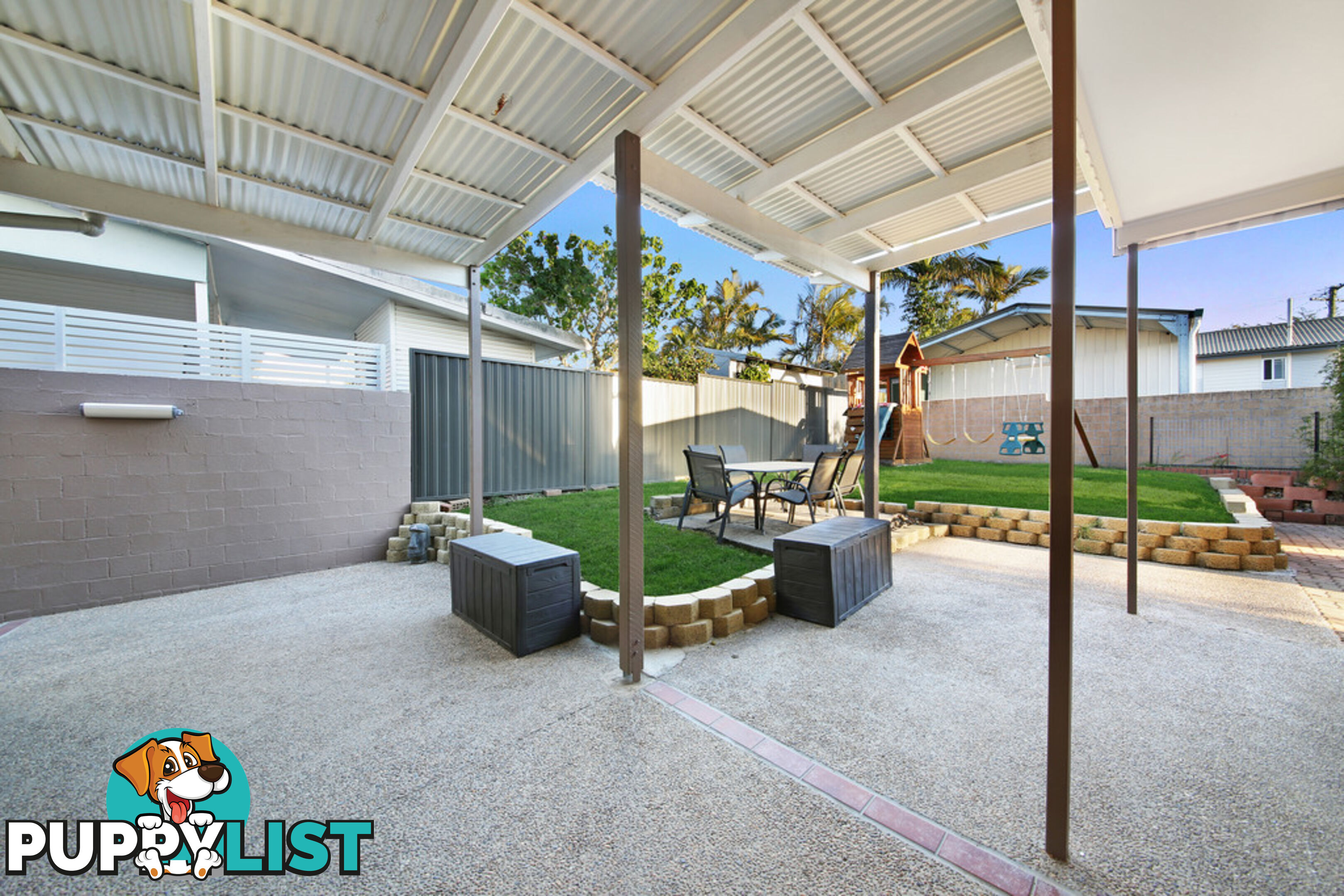 22 Saltash Street LABRADOR QLD 4215