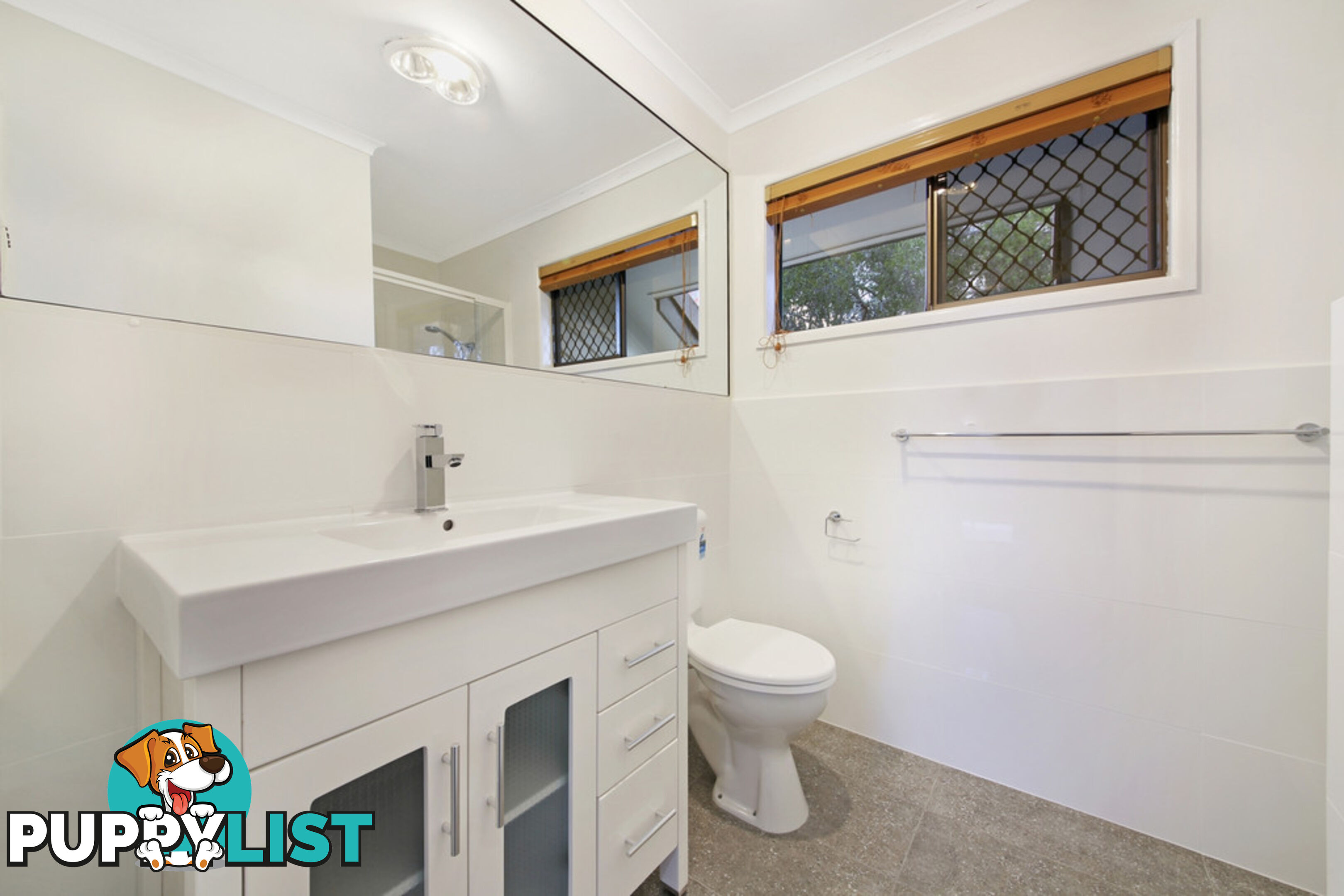 2 Langford Court MERMAID WATERS QLD 4218