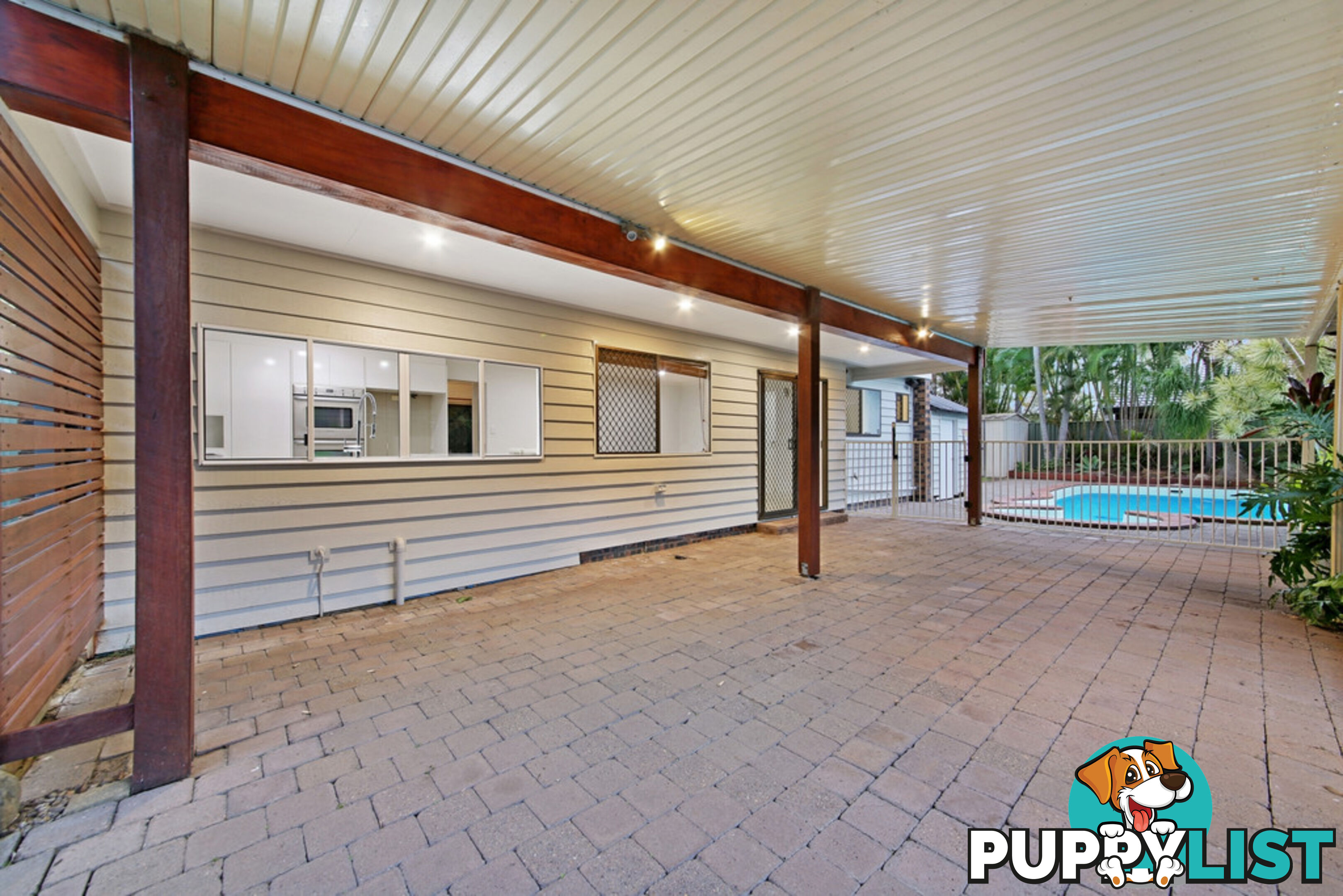 2 Langford Court MERMAID WATERS QLD 4218