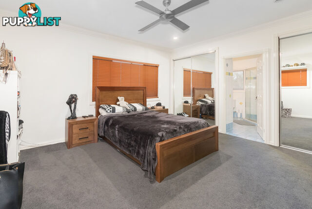 112 Sir Bruce Small Blvd BENOWA WATERS QLD 4217