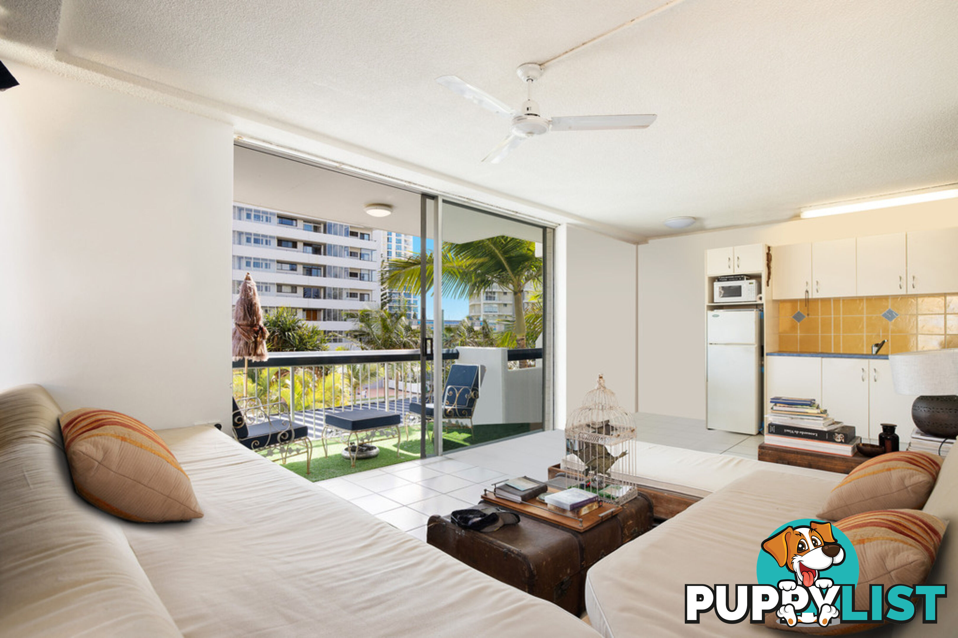 301/2 Queensland Avenue 'Hi Ho' BROADBEACH QLD 4218