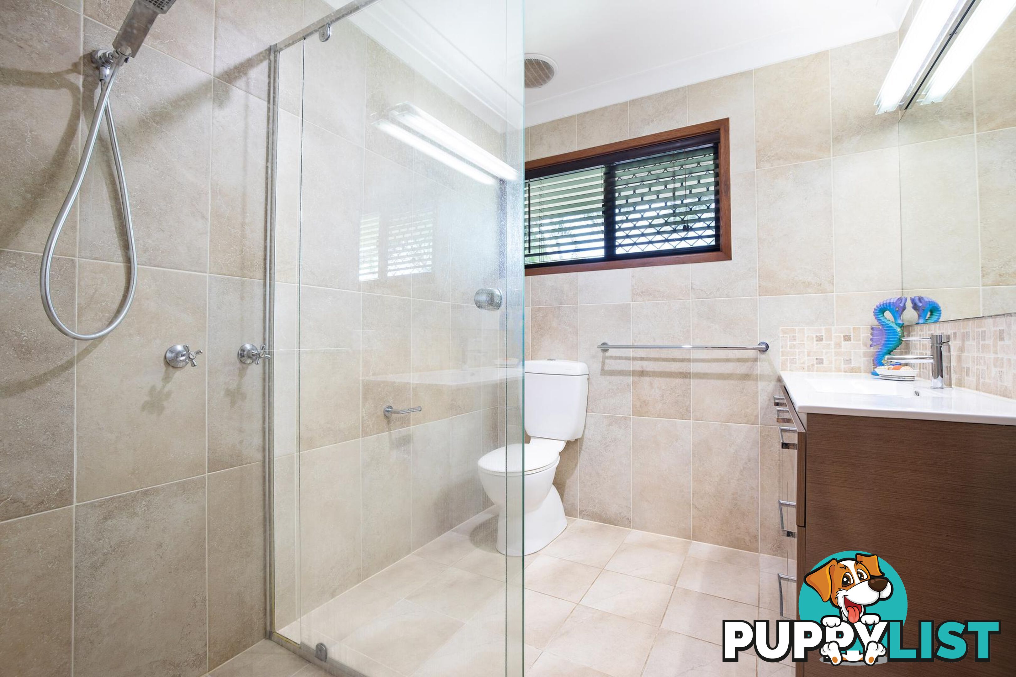57 Allawah Street BUNDALL QLD 4217