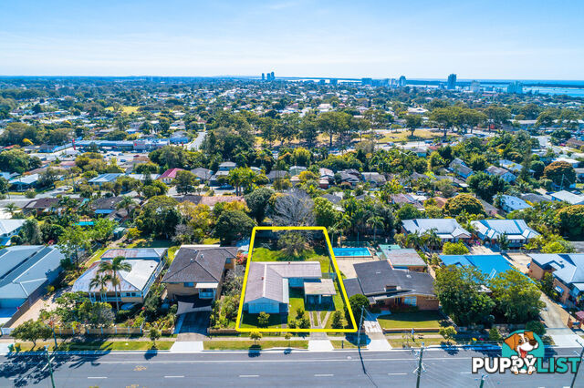 127 Johnston Street SOUTHPORT QLD 4215