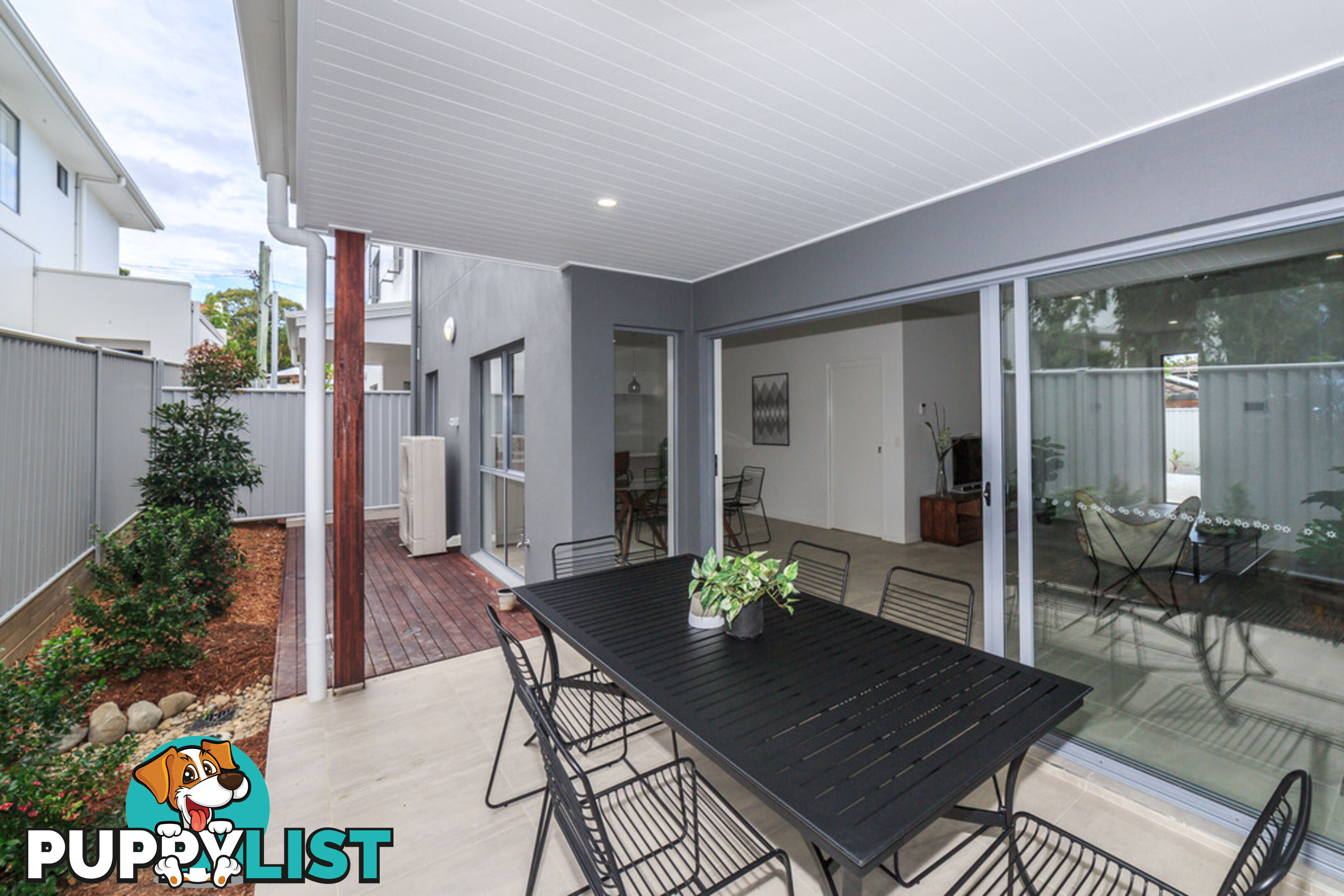 29 Blake Street SOUTHPORT QLD 4215