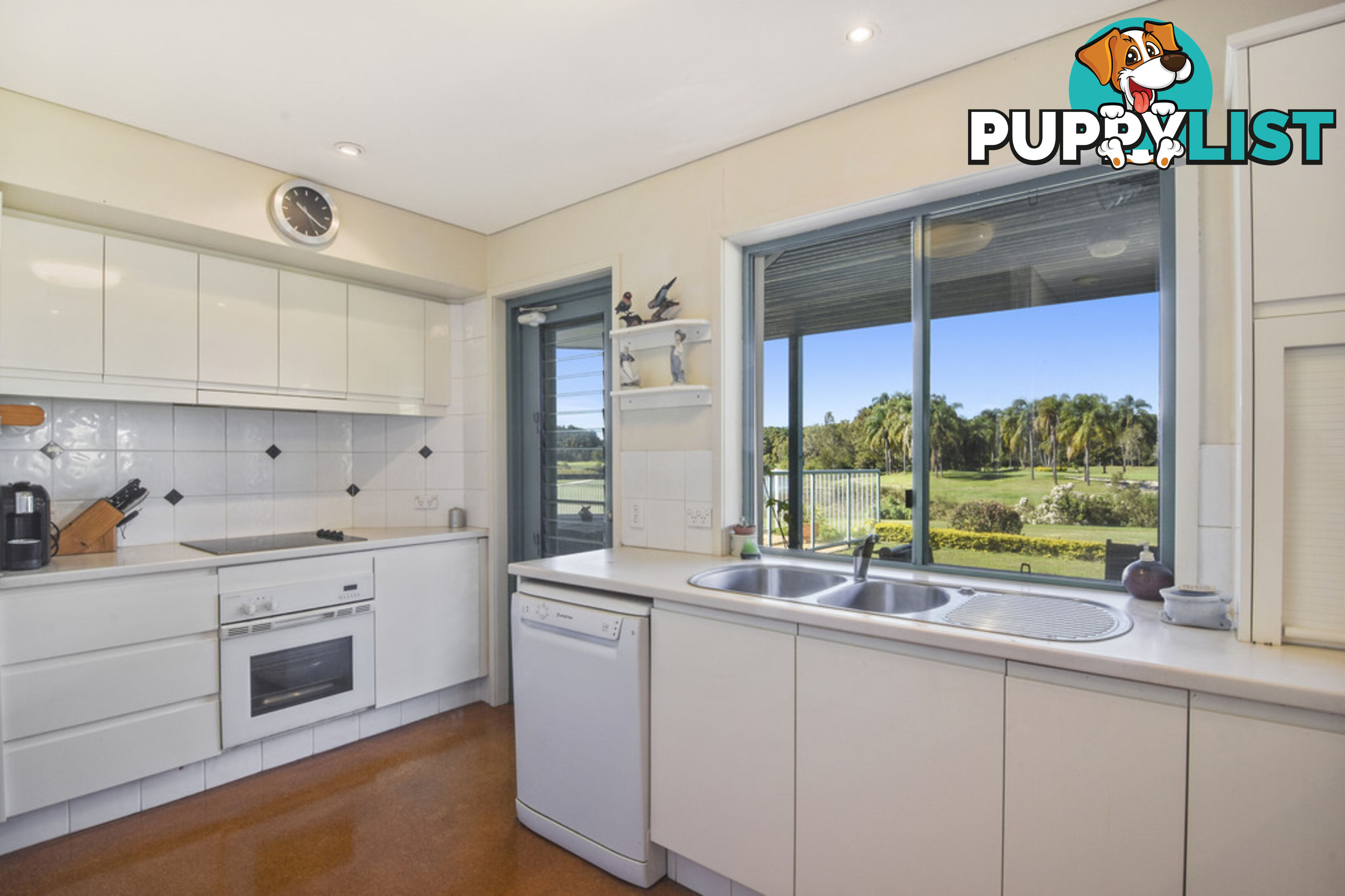 6 Meadowview Drive CARRARA QLD 4211