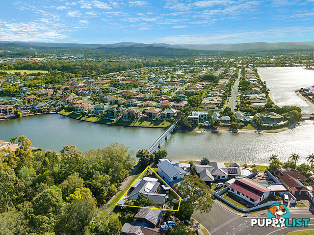 4 Parakeet Place BURLEIGH WATERS QLD 4220