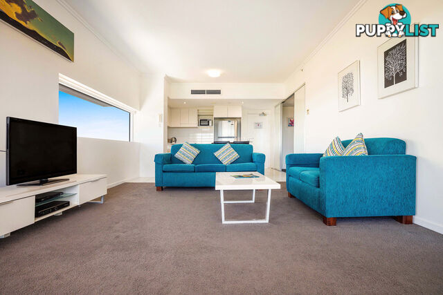 64/25 Surf Parade 'Ocean Pacific' BROADBEACH QLD 4218