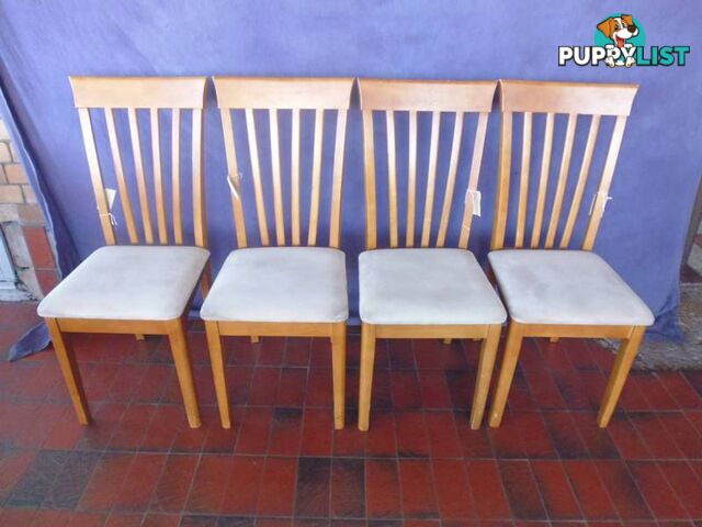 Chairs Only 4 Light Wood 369311