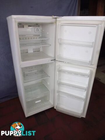 Fridge, Centrix, 2 Door, 210 ltr, 369046