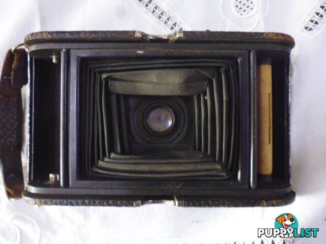 Camera Antique Compur Slide with slides 362156