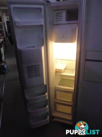 LG, Vertical 2 Door Fridge, 368369