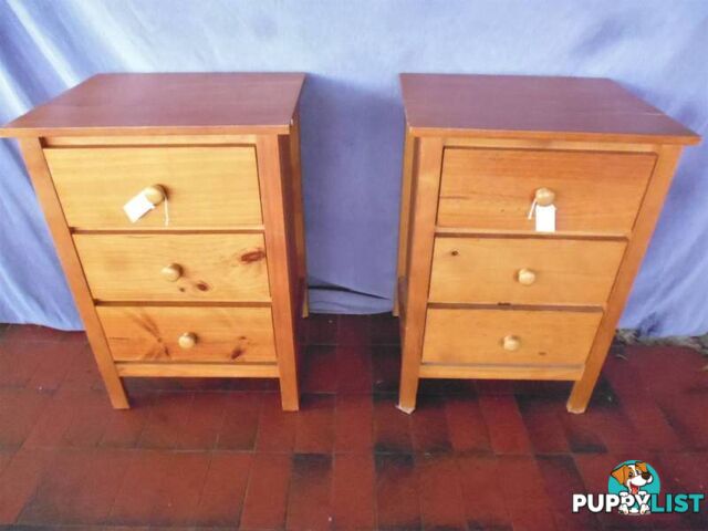 2 x Bedside Tables, 370134