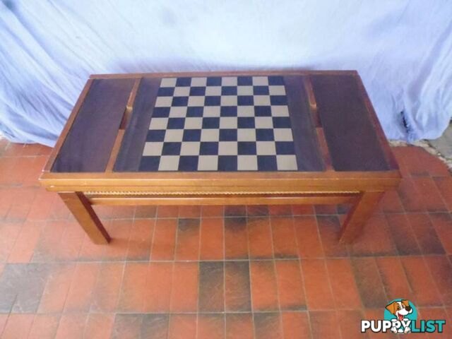 Backgammon/Chess Table, 370118