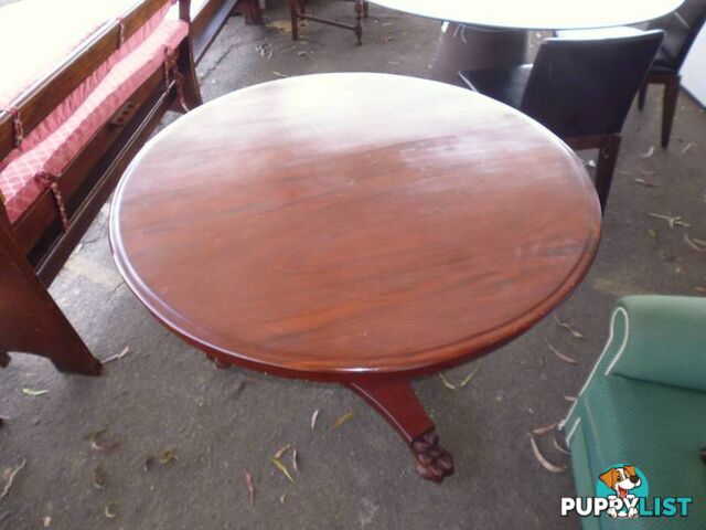 Table Round Victorian Cedar 369585