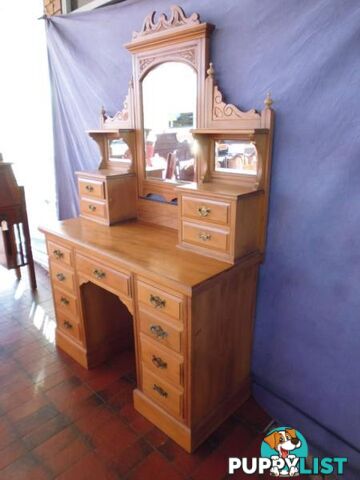 Dressing Table, Duchess, 367910