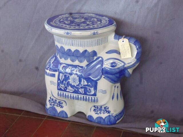 Elephant Ceramic / Blue and White - 369622