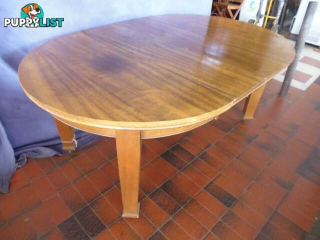 Table with 2 Extensions, Round, 362686