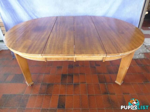 Table with 2 Extensions, Round, 362686