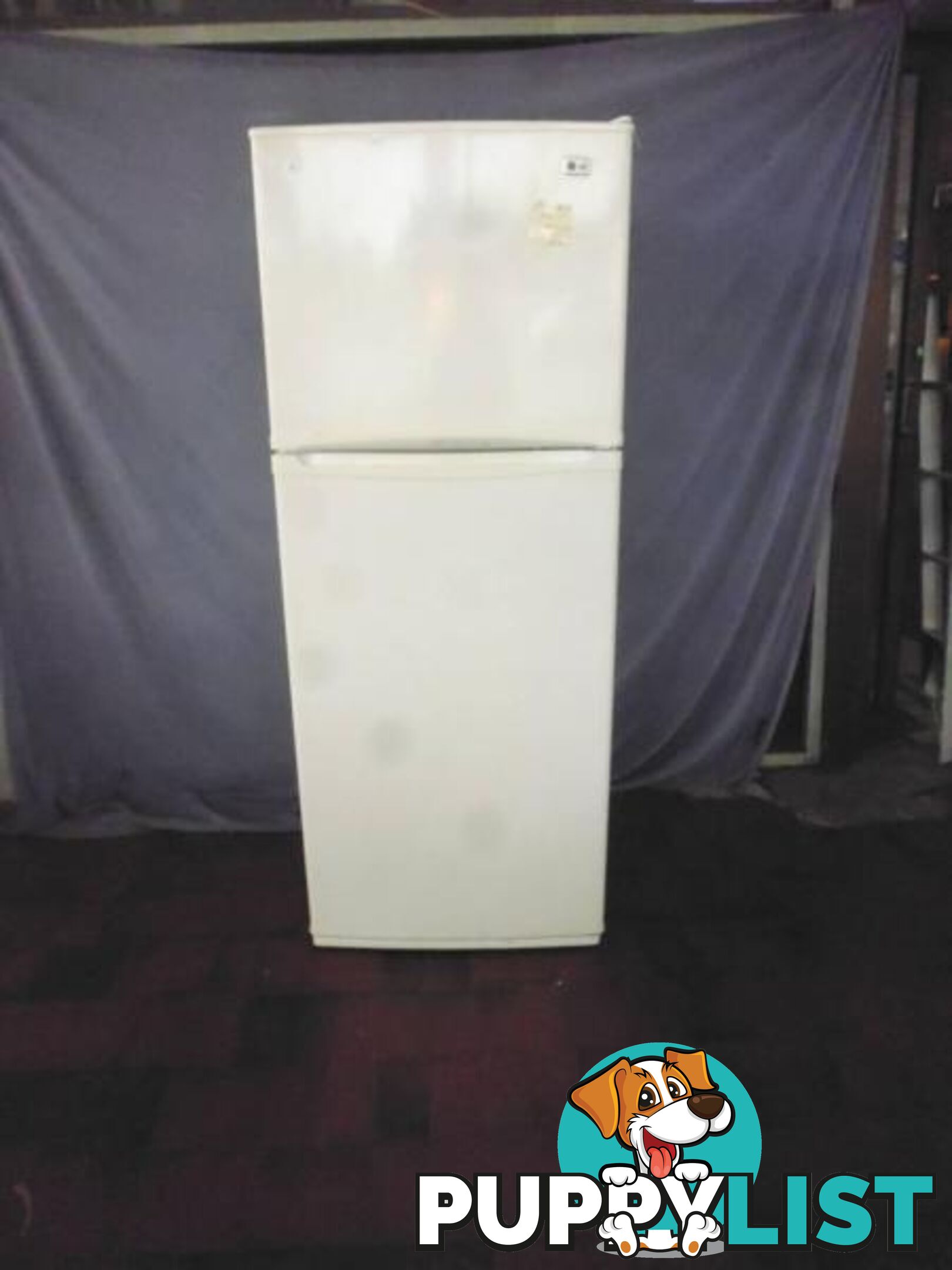 LG 2 Door Fridge & Freezer, 369788