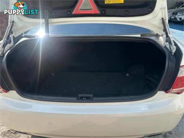2010 TOYOTA CROWN HYBRIDGPACKAGE GWS204 4D SEDAN