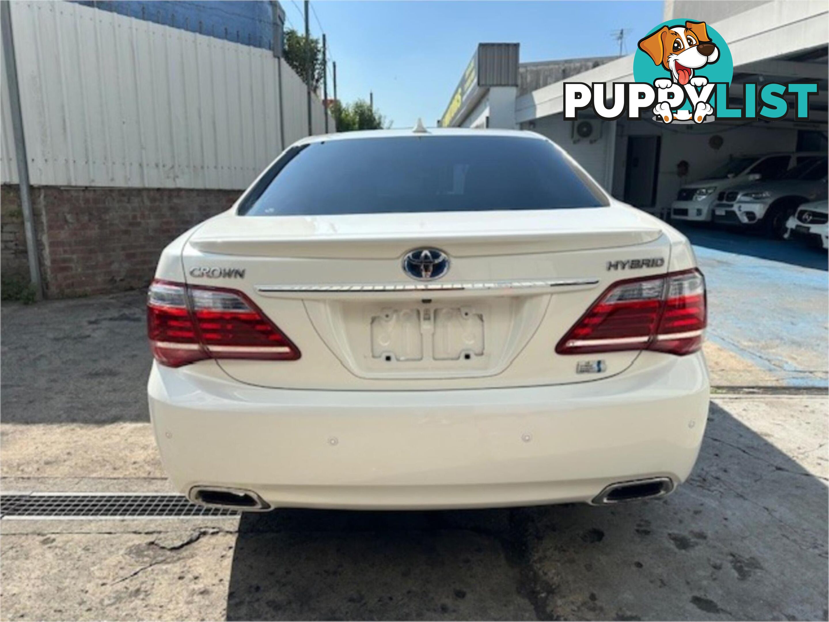 2010 TOYOTA CROWN HYBRIDGPACKAGE GWS204 4D SEDAN