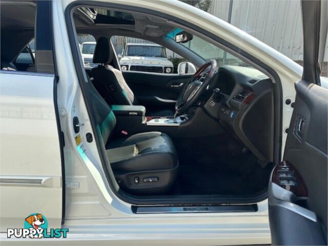 2010 TOYOTA CROWN HYBRIDGPACKAGE GWS204 4D SEDAN