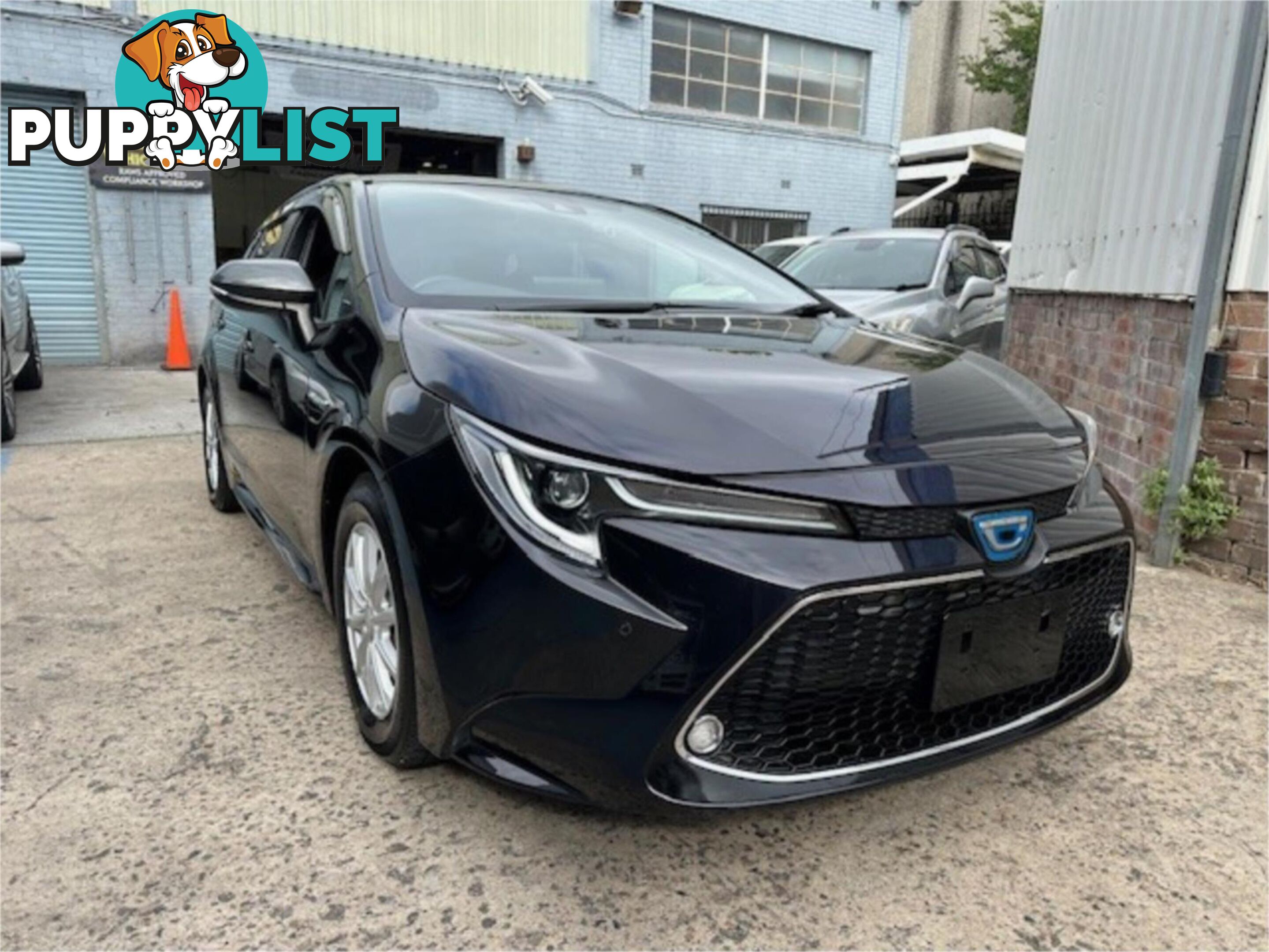2019 TOYOTA COROLLA TOURING(HYBRID) ZWE211W 5D WAGON