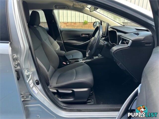 2019 TOYOTA COROLLA TOURINGHYBRIDS ZWE211 5D WAGON