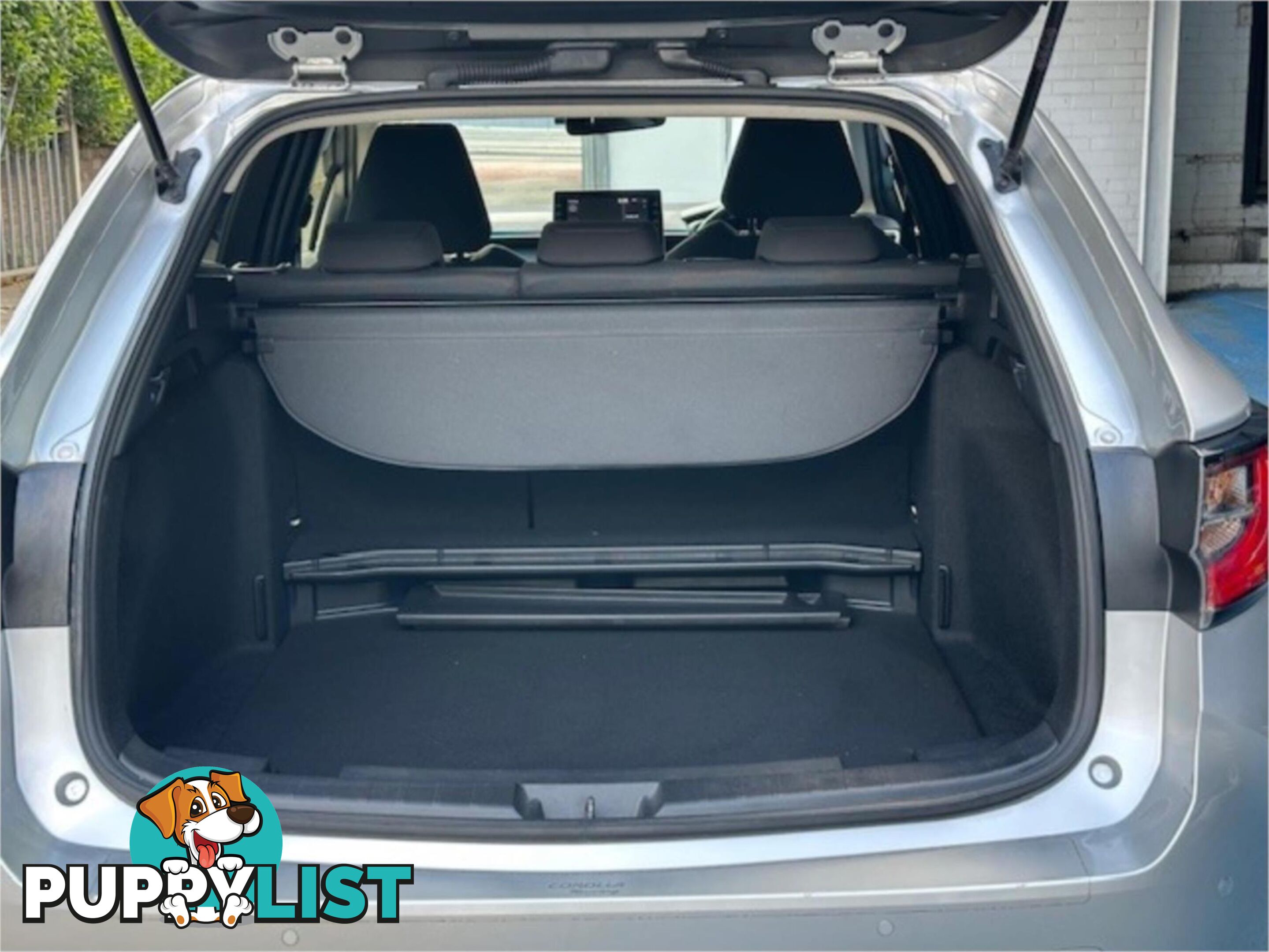2019 TOYOTA COROLLA TOURINGHYBRIDS ZWE211 5D WAGON