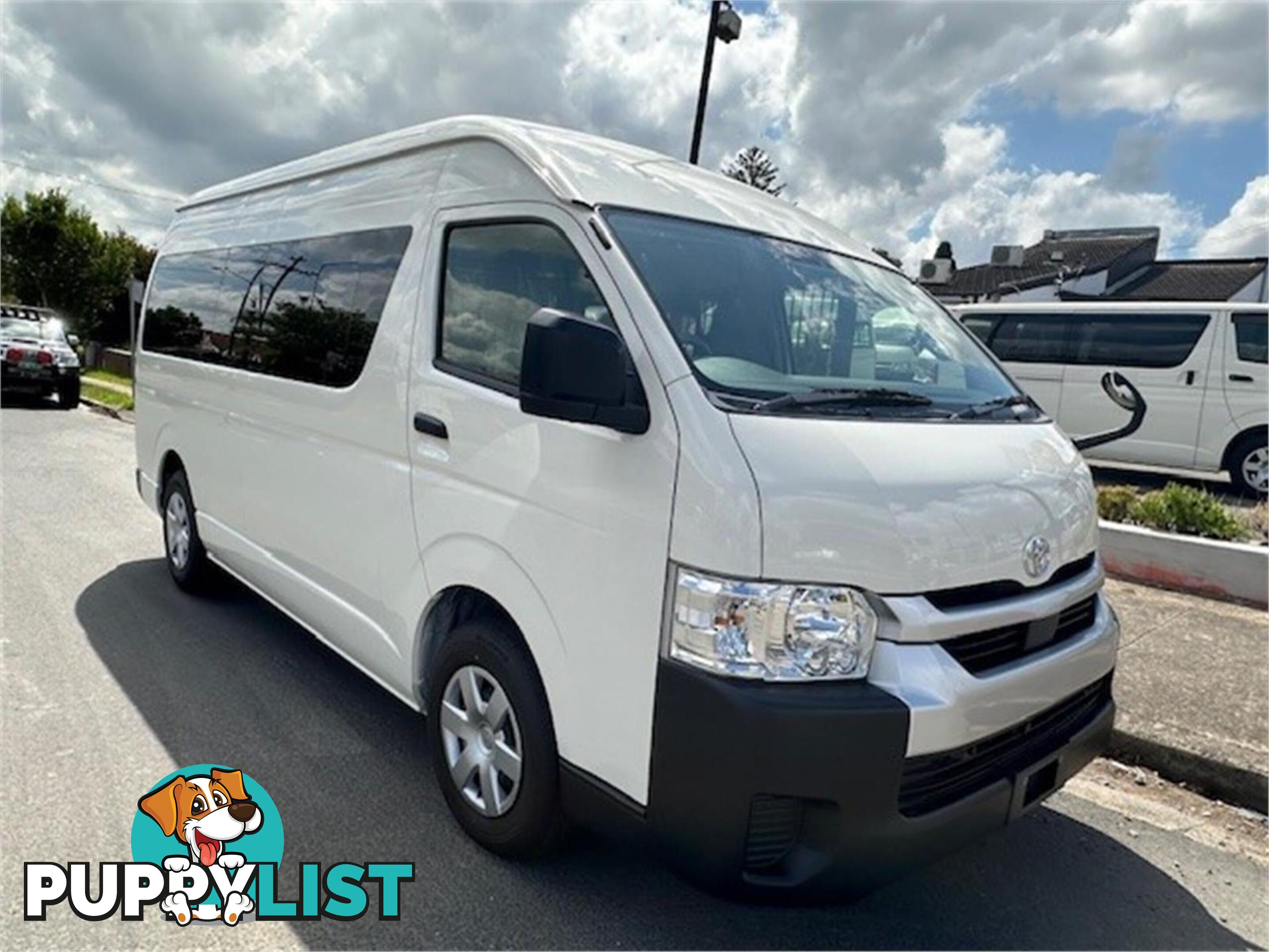 2023 TOYOTA HIACE DXCOMMUTERSLWBHIGHROOF TRH221 4D VAN