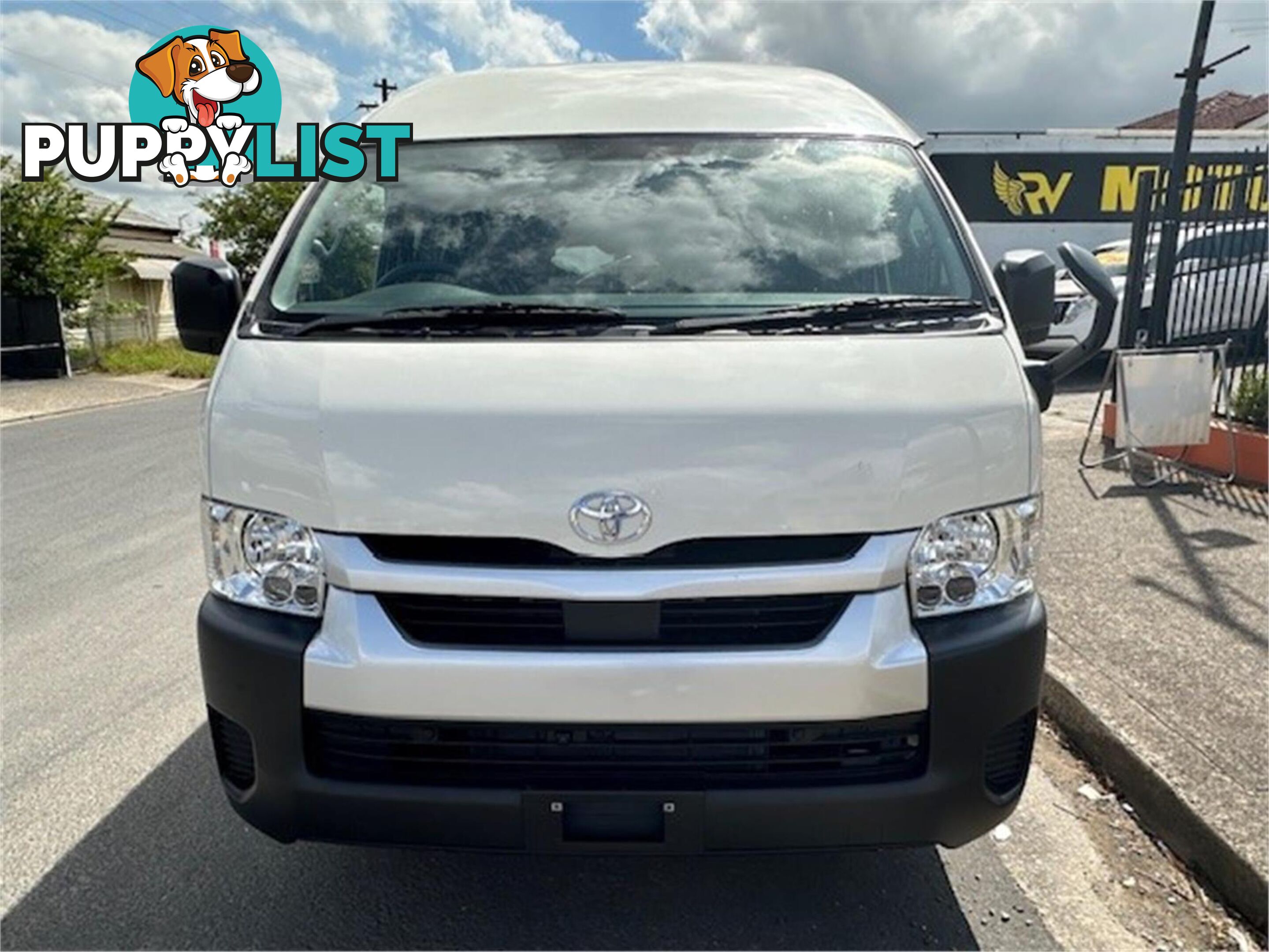 2023 TOYOTA HIACE DXCOMMUTERSLWBHIGHROOF TRH221 4D VAN