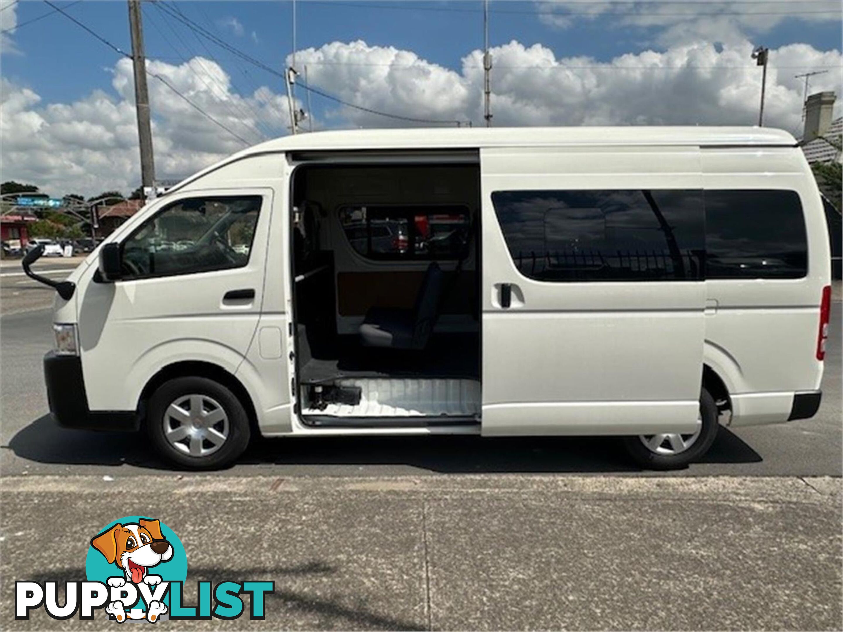 2023 TOYOTA HIACE DXCOMMUTERSLWBHIGHROOF TRH221 4D VAN