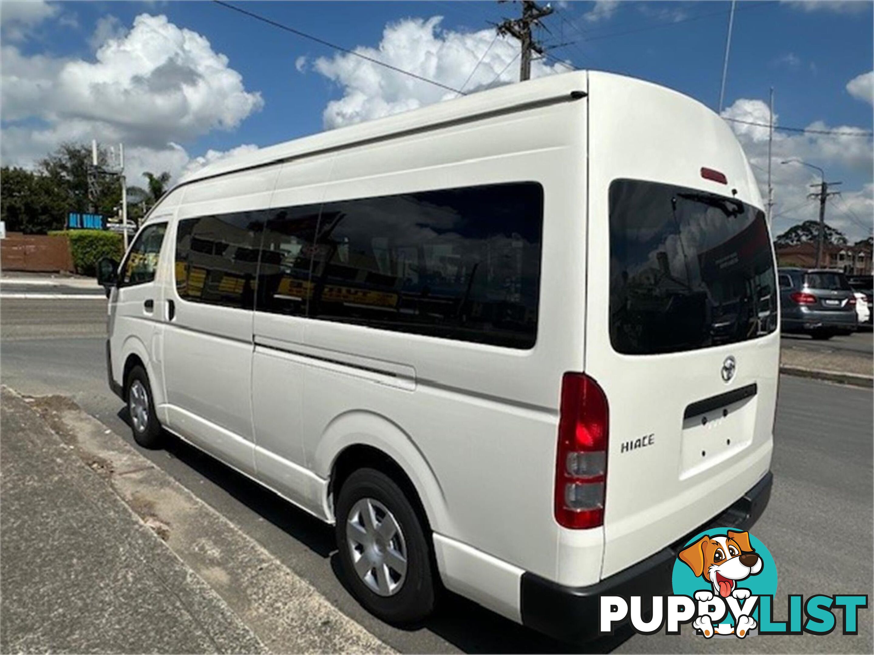 2023 TOYOTA HIACE DXCOMMUTERSLWBHIGHROOF TRH221 4D VAN