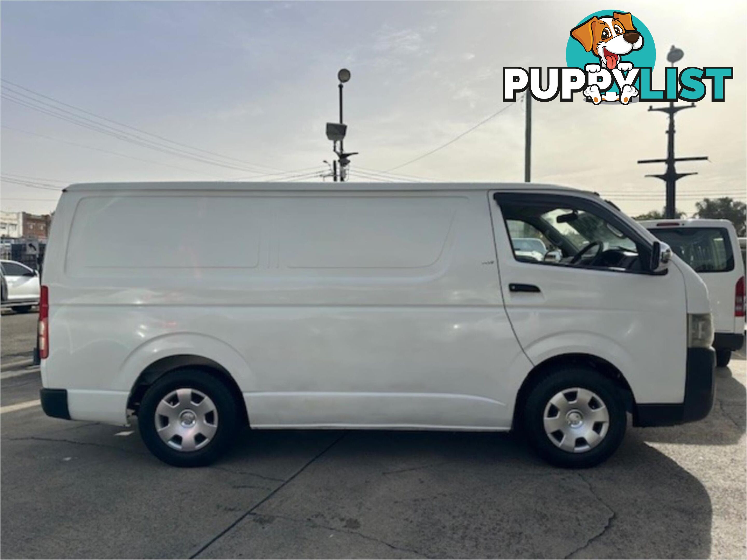 2009 TOYOTA HIACE LWB TRH201RMY07UPGRADE 4D VAN