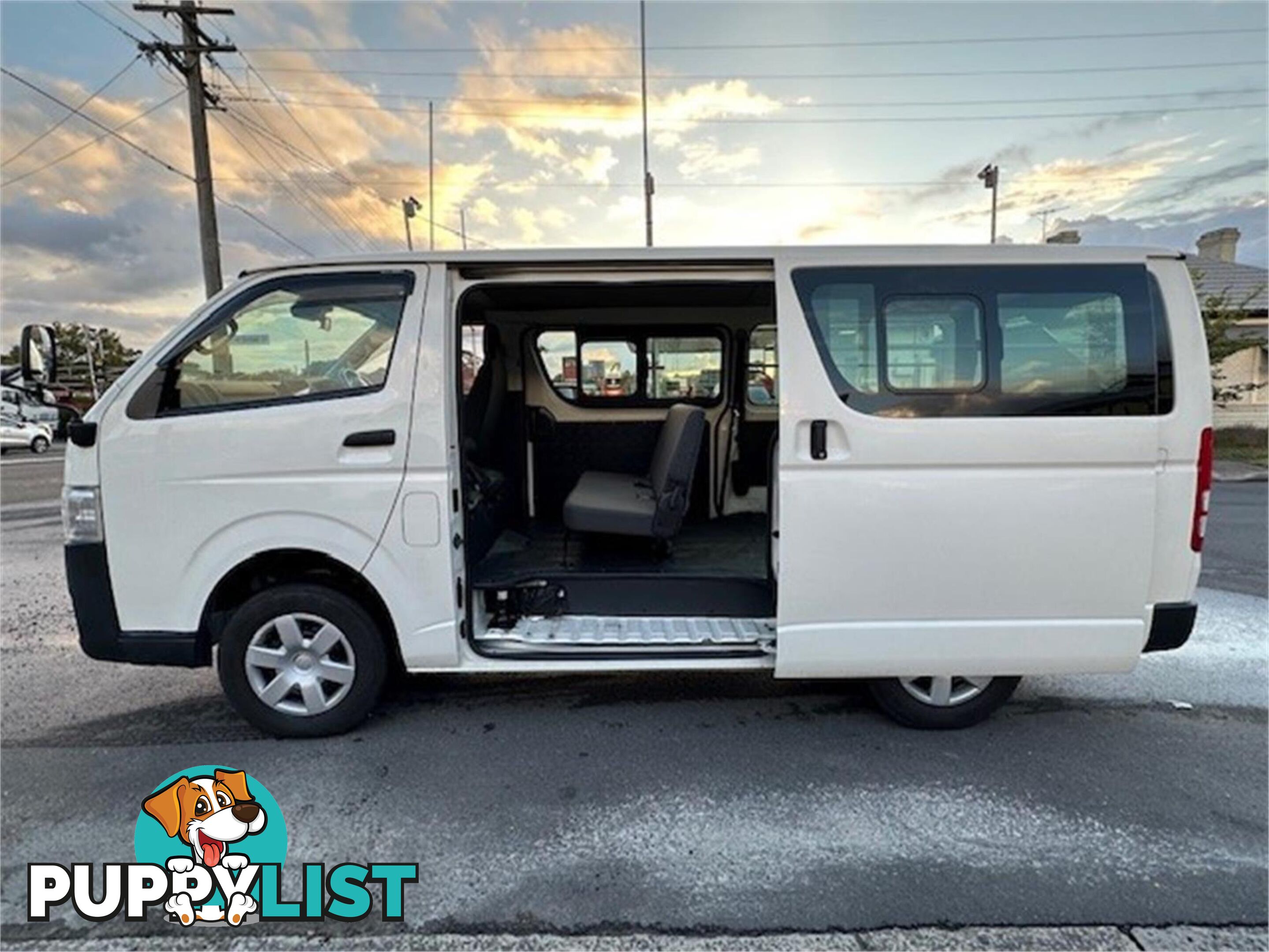 2019 TOYOTA HIACE DX GDH206 5D VAN