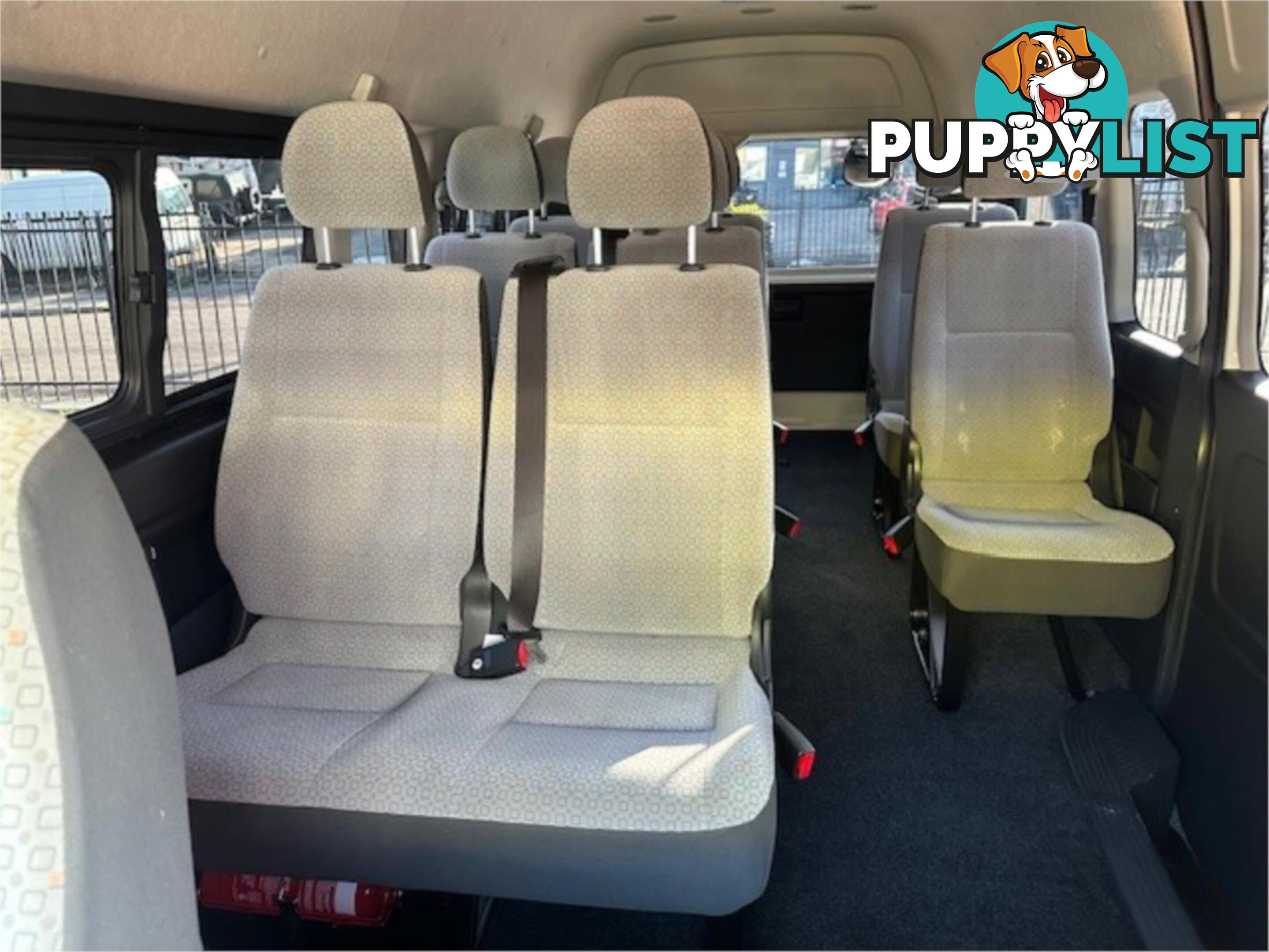 2015 TOYOTA HIACE COMMUTER KDH223RMY15 BUS