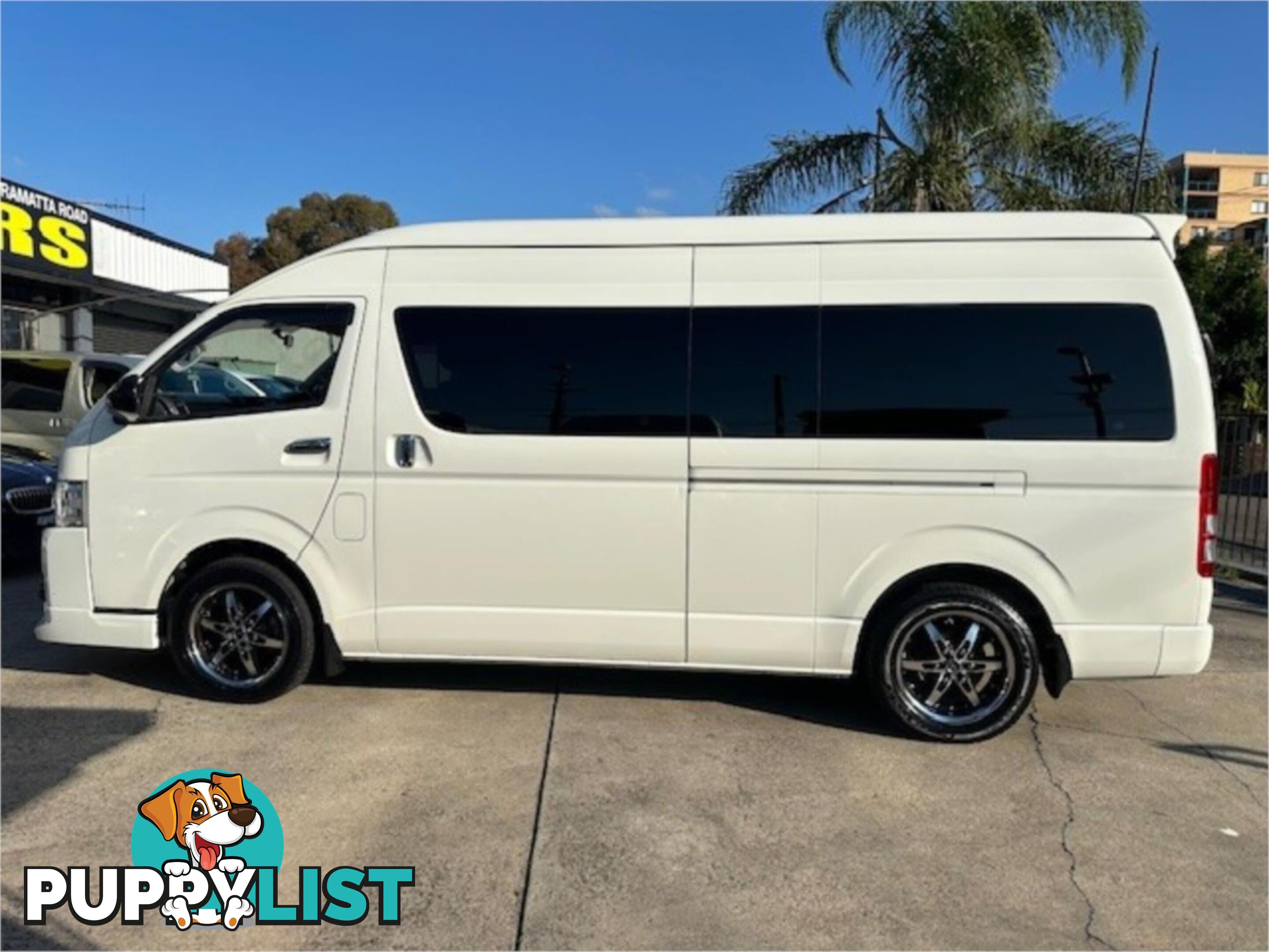 2015 TOYOTA HIACE COMMUTER KDH223RMY15 BUS