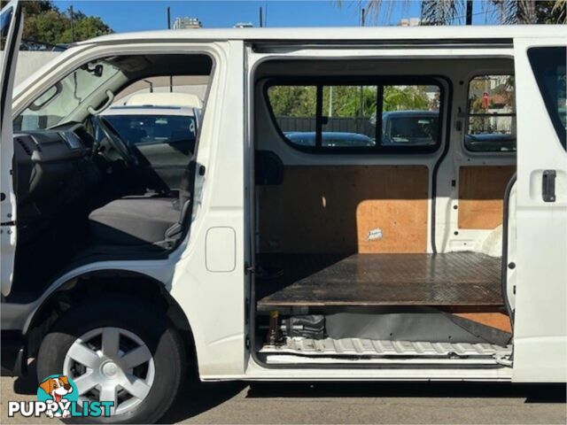2011 TOYOTA HIACE  KDH206RMY11 5D VAN