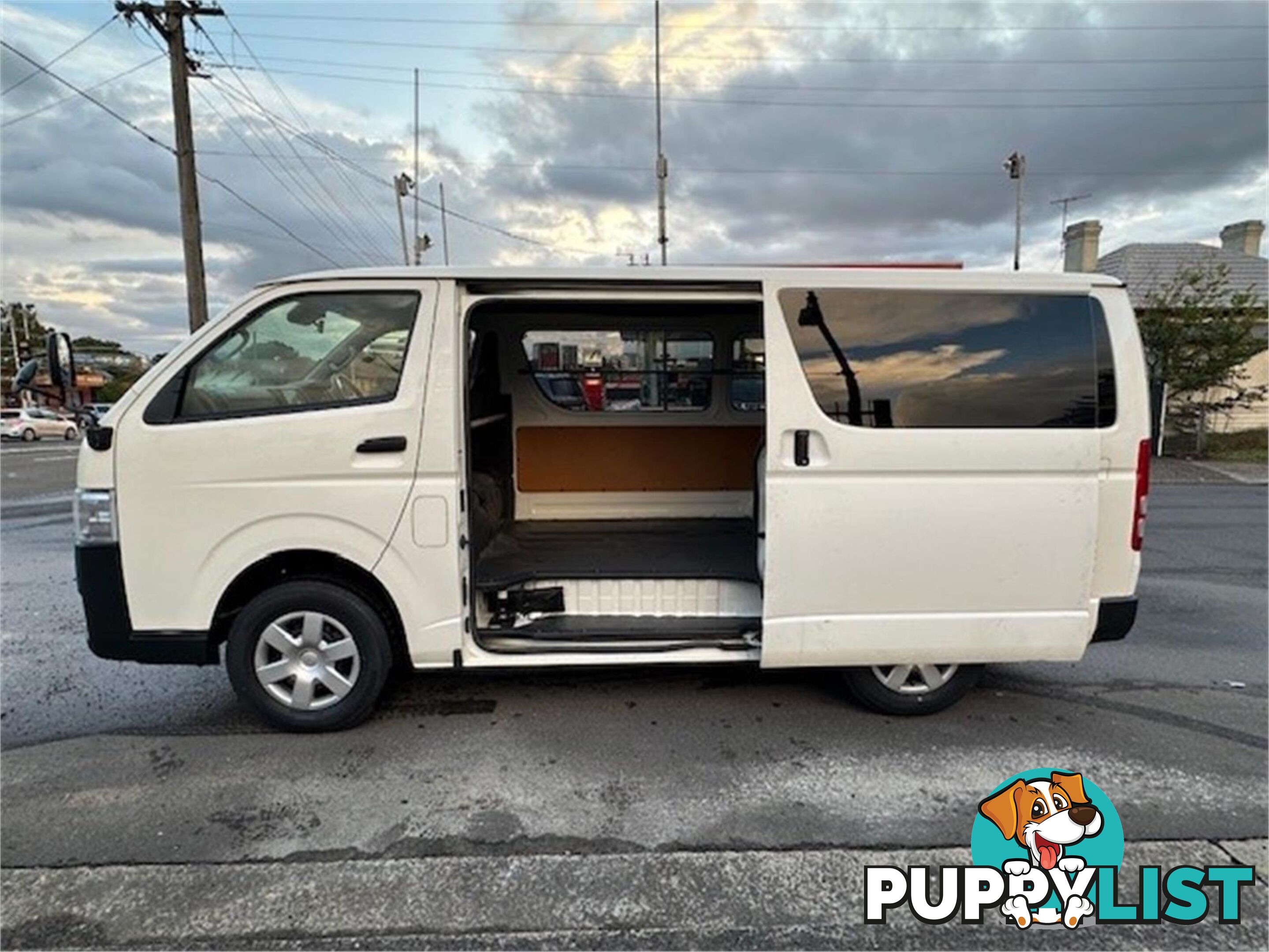 2019 TOYOTA HIACE DX GDH206 4D VAN