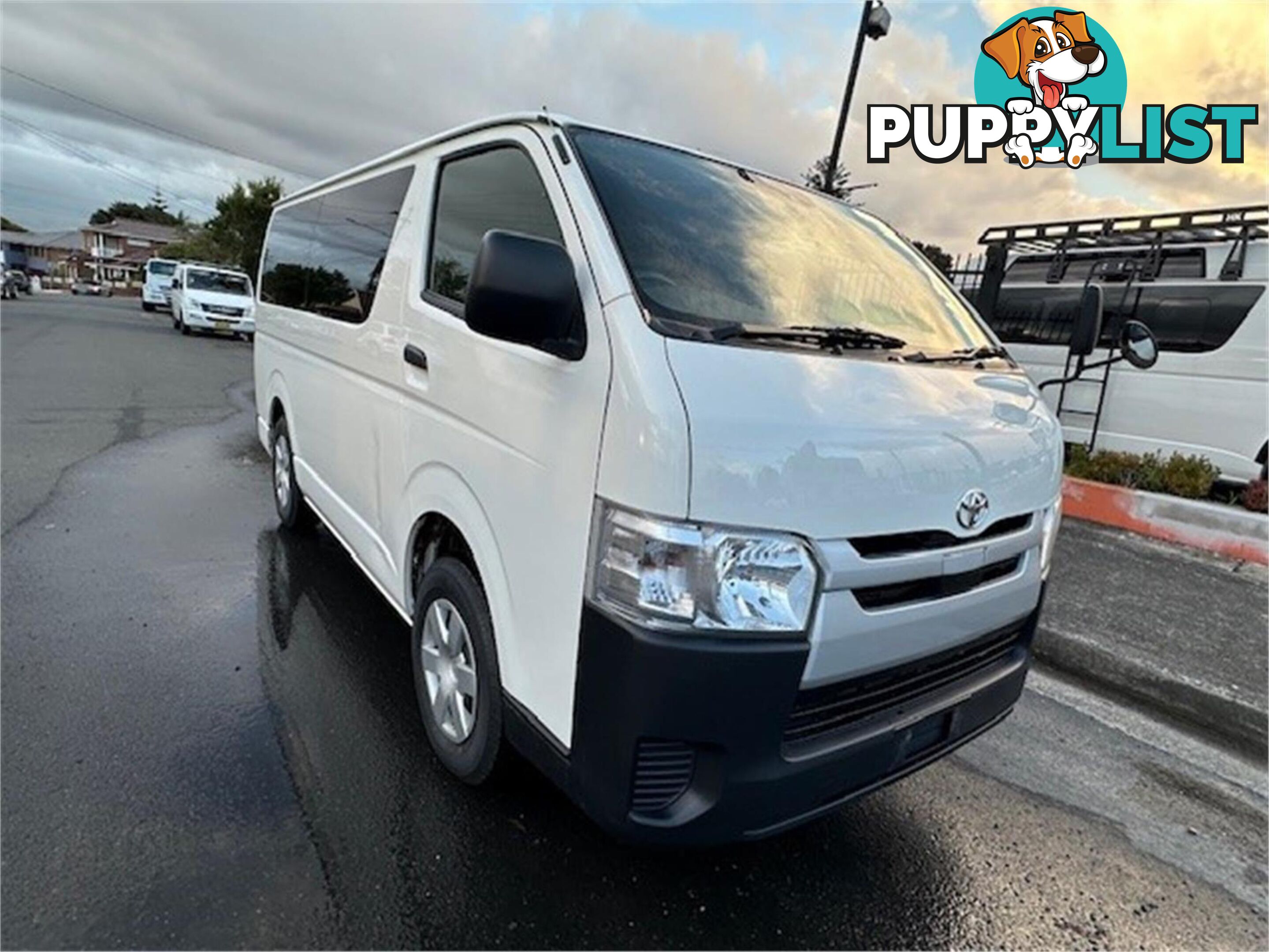 2019 TOYOTA HIACE DX GDH206 4D VAN