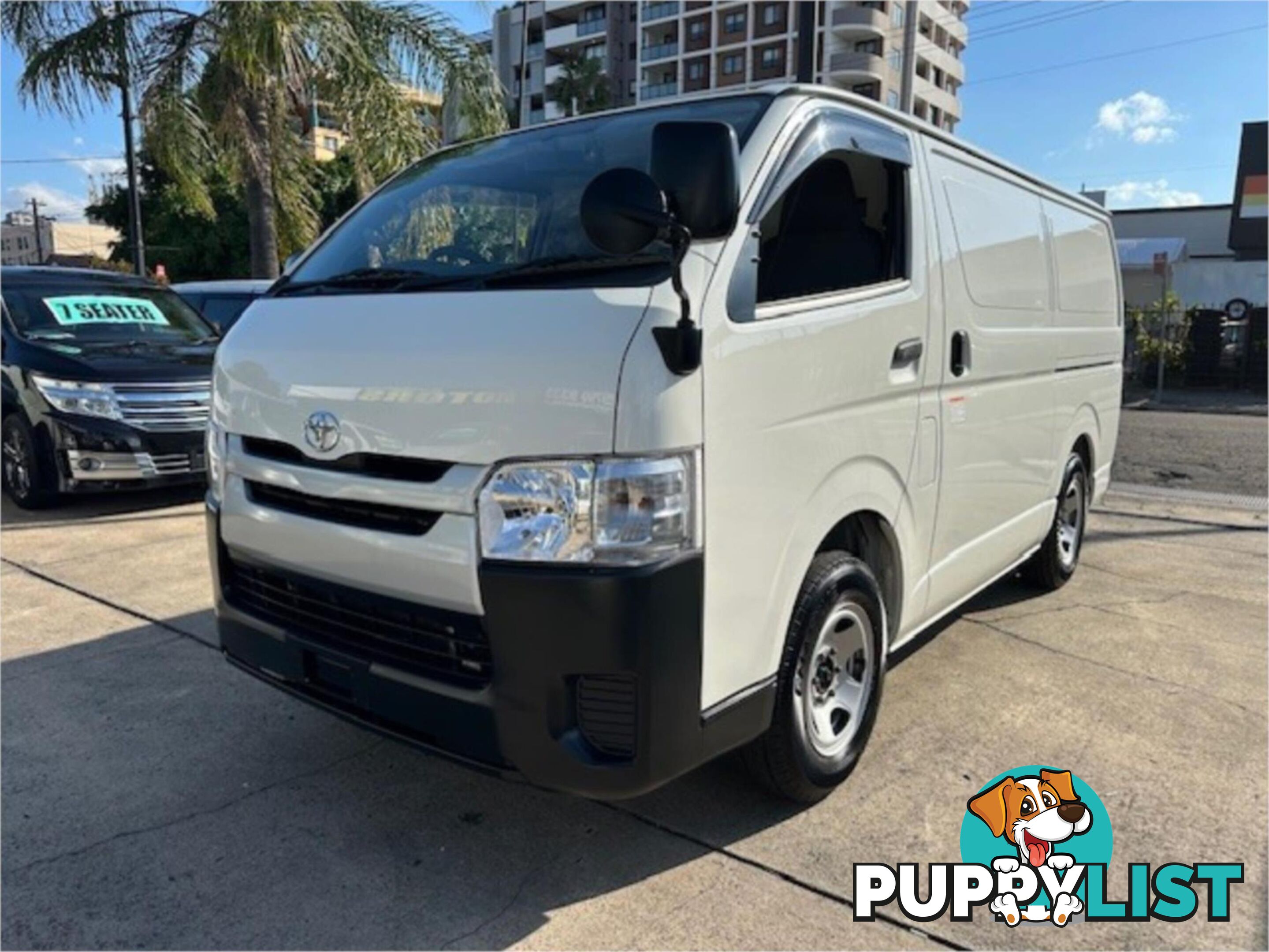 2018 TOYOTA HIACE  GDH206 4D VAN