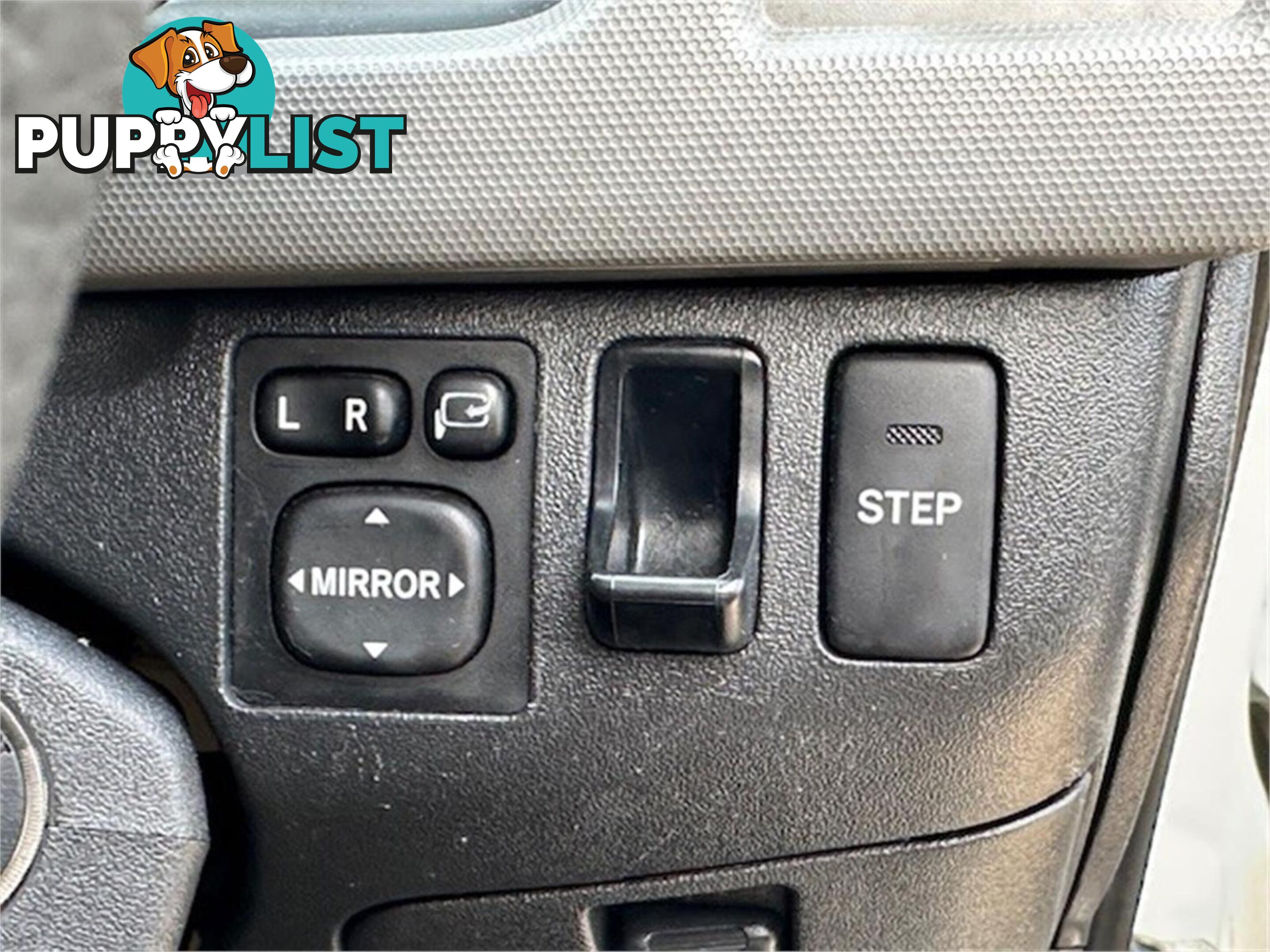 2012 TOYOTA HIACE WELCAB TRH200 5D VAN